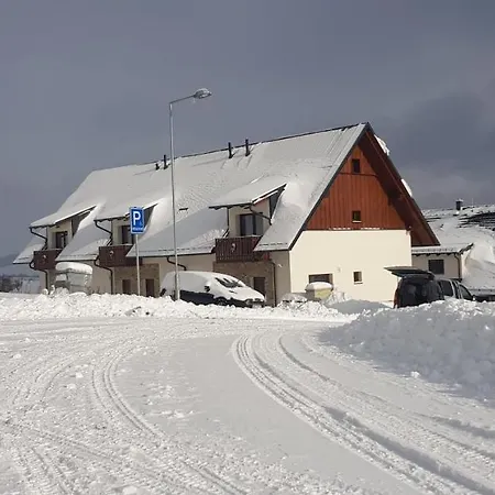 Na Bukové Hoře - 9 Lůžek, 1přistýlka, Dětské Postýlky, Turistická Oblast Kralický Sněžník *